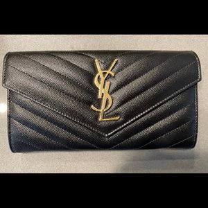 Large YSL Grain de Poudre Leather Flap Wallet